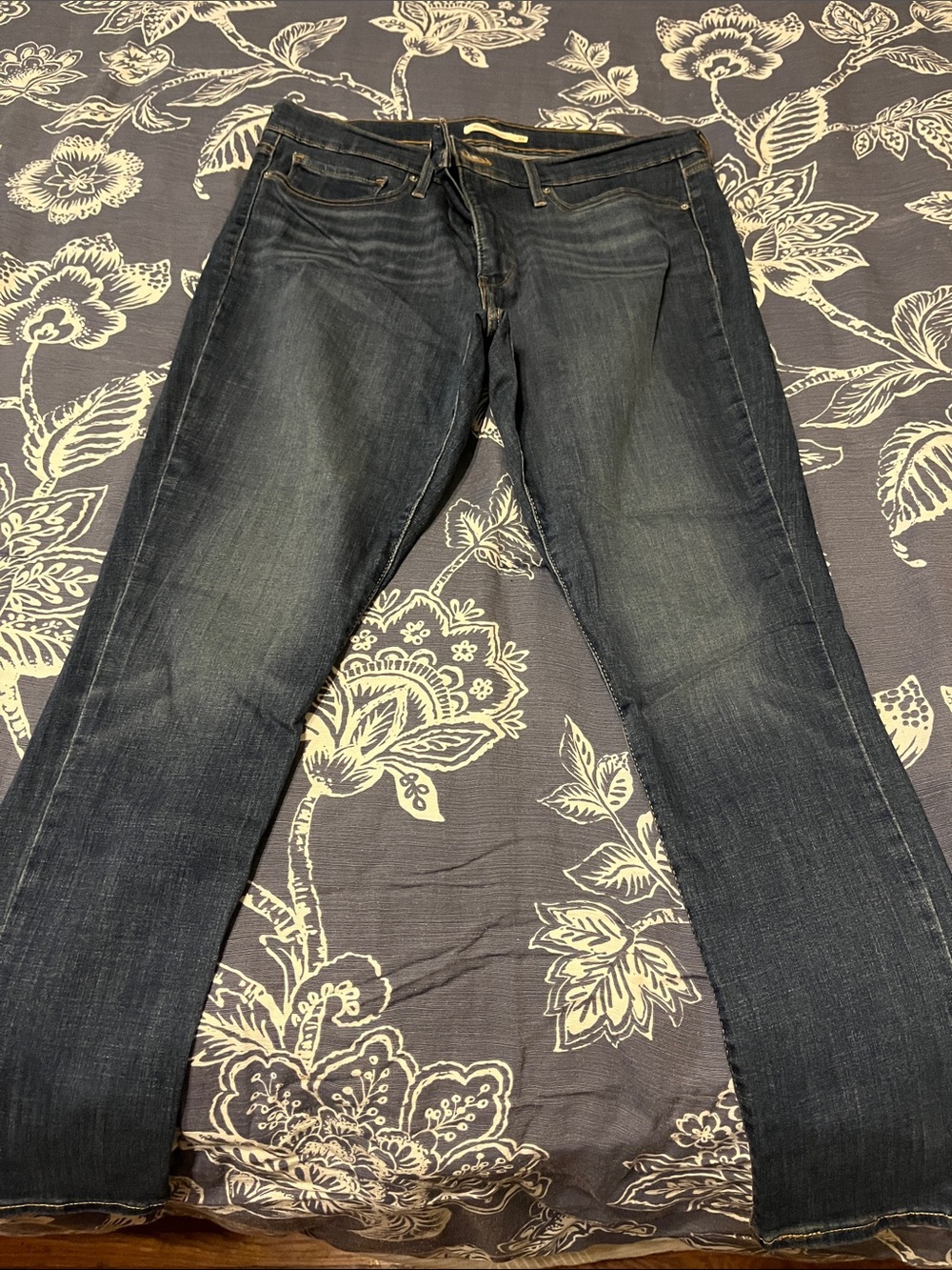 Levi's Women's Skinny Jeans - Dark Blue Wash